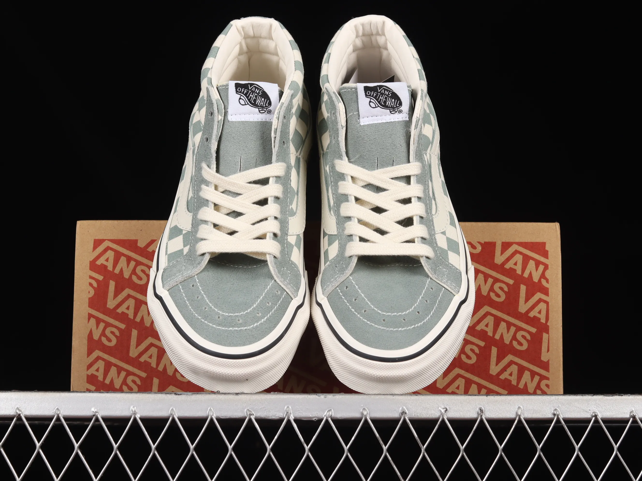 All categories Vans Vans series Vans Mid Vans China Vans SK8-Mid Vans milk green checkerboard classic mid-top skateboard shoes VN0A391FOQL